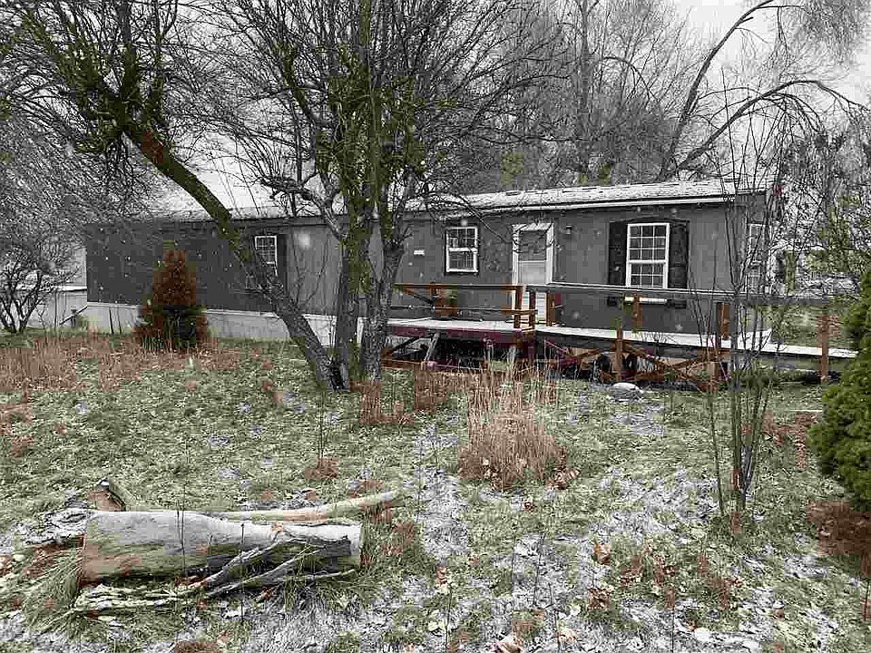 1st image of 215 S East St