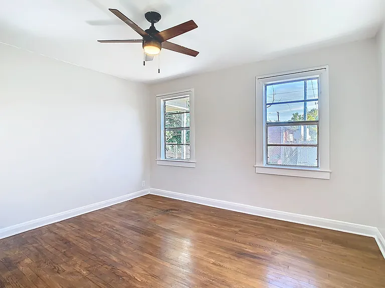 401 E Lambright St — Photo 19