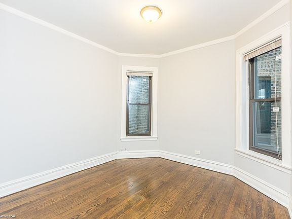 5th image of 1443 W Balmoral Ave APT 3S