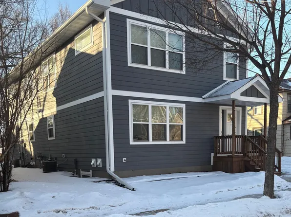 820 26th Ave NE, Minneapolis, MN 55418