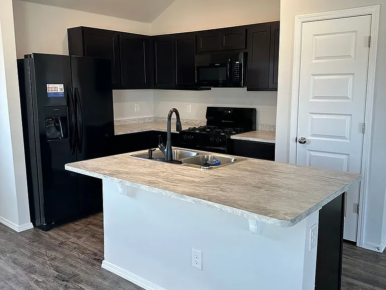 1200 Corner Brook Dr — Photo 6