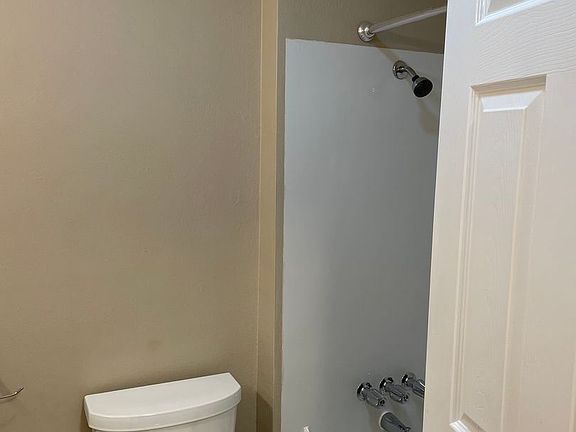 4th image of 1122 Pine St NE #11581714