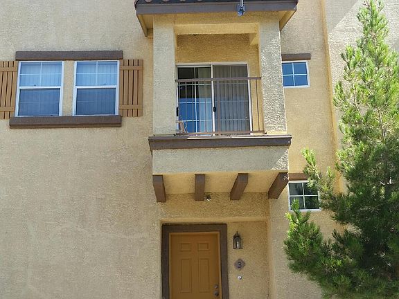 2nd image of 5915 Nuevo Leon St Unit 3