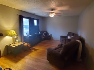 9212 N 1000th Rd, Effingham, IL 62401