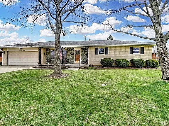2nd image of 3355 Carlin Dr