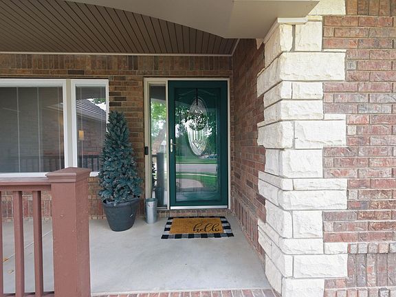 4th image of 1760 E Tiara Pines St