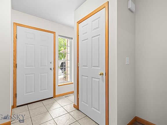 5th image of 4050 W Babcock St APT 17