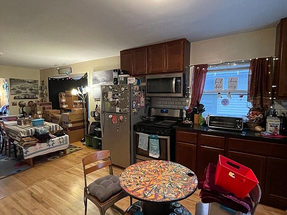 2nd image of 2461A N Weil St
