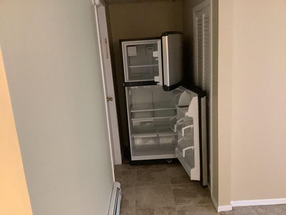 4th image of 17 Pine Dr