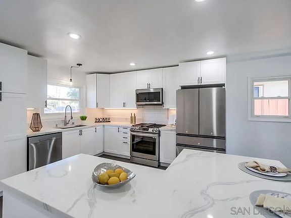 3rd image of 4981 Mount Casas Dr