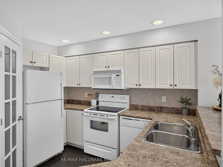 460 Grey Seal Cir — Photo 17