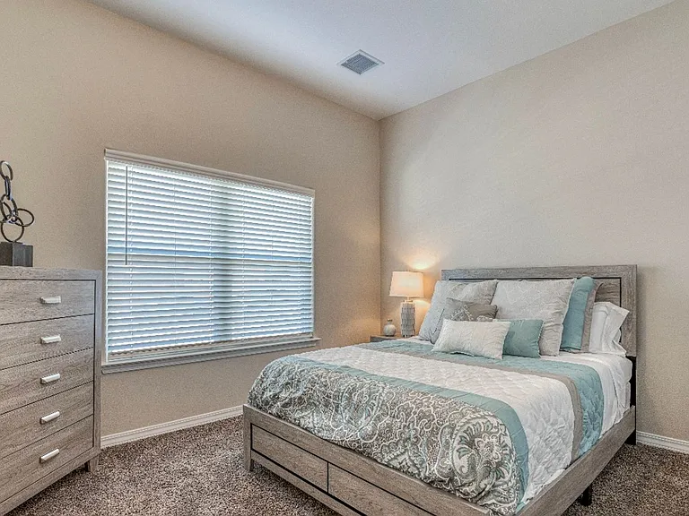 2816 Sammy Cervantes St — Photo 37