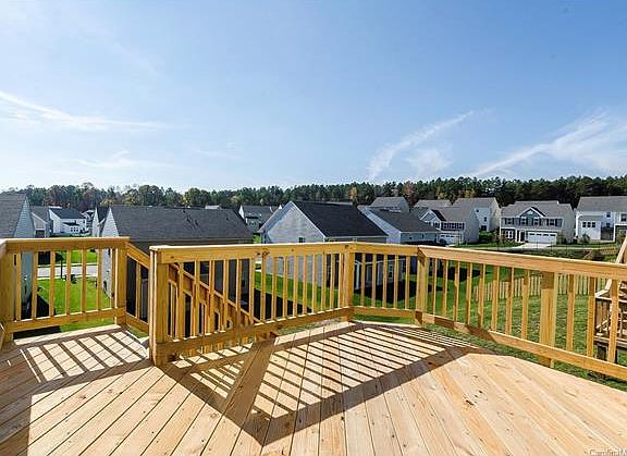 3rd image of 6827 Carradale Way #123
