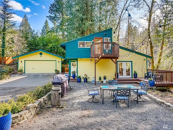 Plenty of outdoor space for entertaining 