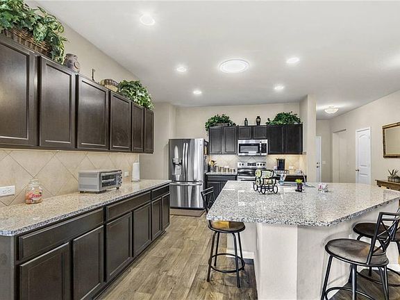5th image of 207 Garcitas Creek Ln