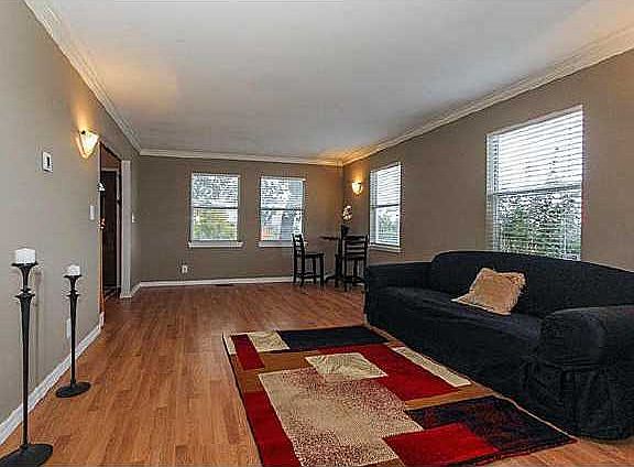 5th image of 204 N Santa Fe Ave