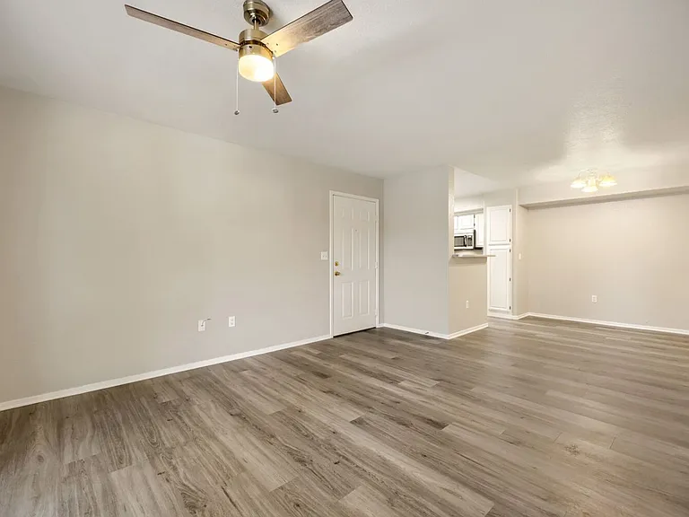 555 E Silverado Ranch Blvd #1038 — Photo 8