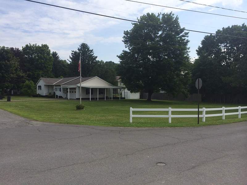 2nd image of 16 Timmerman Ave