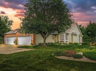 11113 Bloomington Ferry Rd, Bloomington, MN 55438