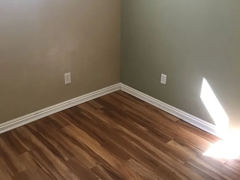 325 Boulevard #1-3 — Photo 3
