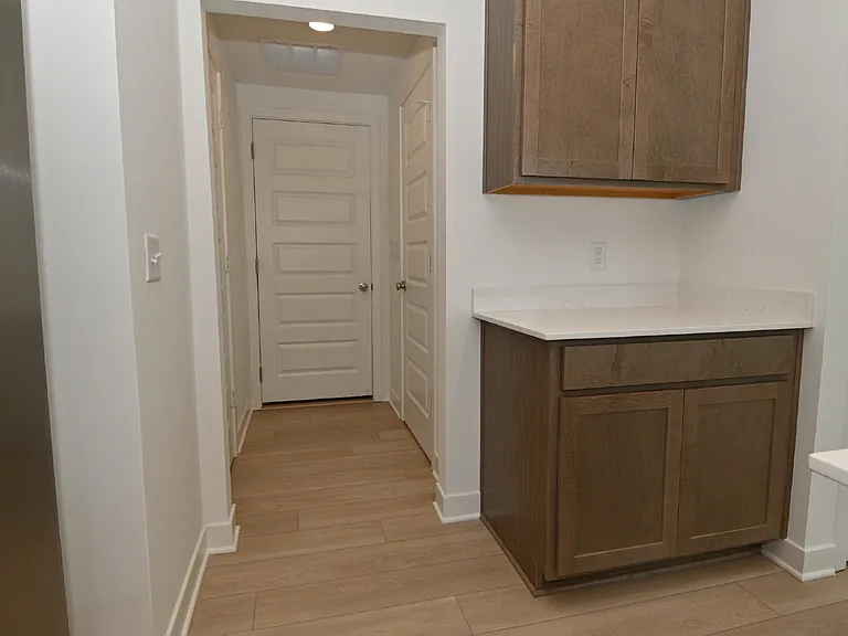 8118 Ridge Line Dr — Photo 18