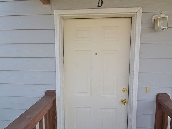 2nd image of 2491 Wheeler Dr Unit D