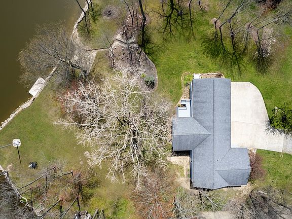 2nd image of 4202 Majorna Dr