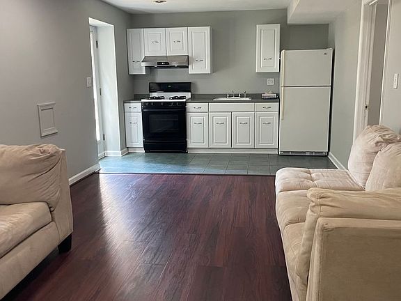 5th image of 19232 Wheatfield Dr