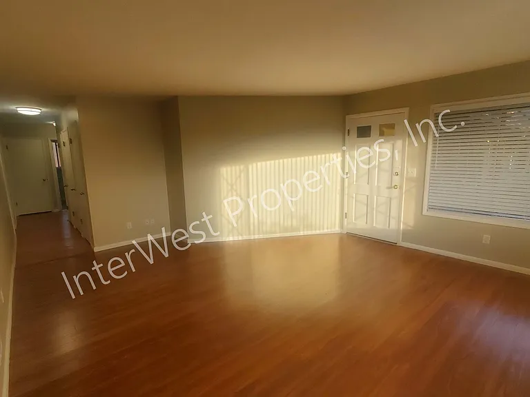 10 E Avenue A #A — Photo 26