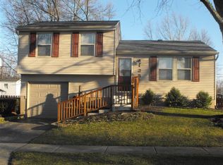 125 Lightner Ln, Englewood, OH 45322