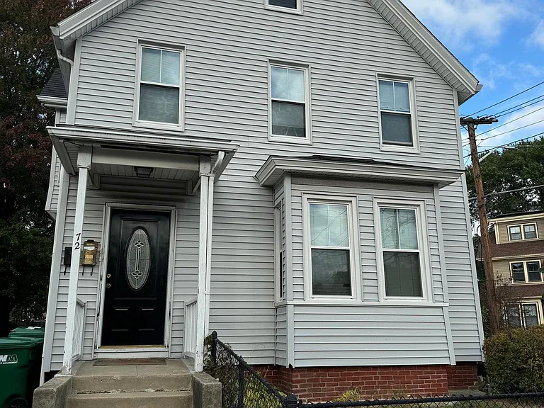 72 Bower St — Photo 2