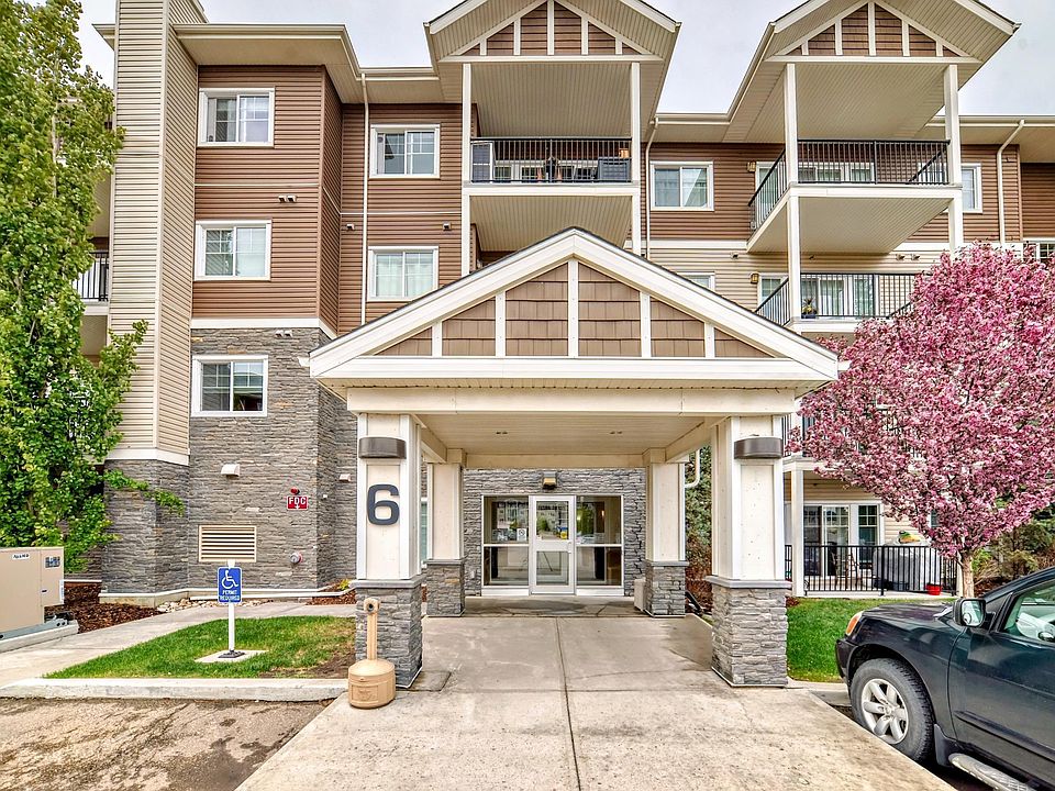 1st image of 6 Augustine Cres #3403