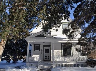 30595 Maple St, Lindstrom, MN 55045