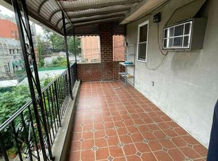 25-43 31st St #A2, Astoria, NY 11102