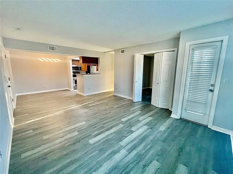 10200 Gandy Blvd N #1229 — Photo 6