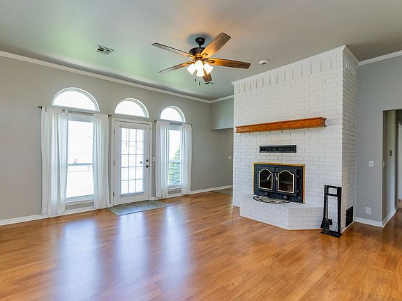 4th image of 1261 Mount Hebron Rd