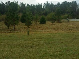 Lakepointe Dr, Chipley, FL 32428