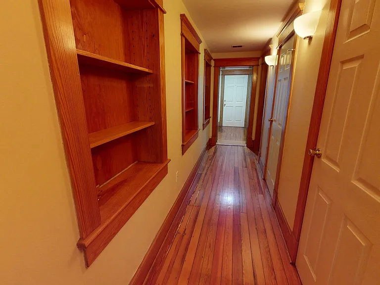 1915 E Market St #3 — Photo 11