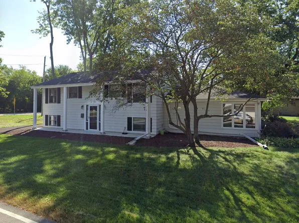 5804 Plymouth St, Downers Grove, IL 60516