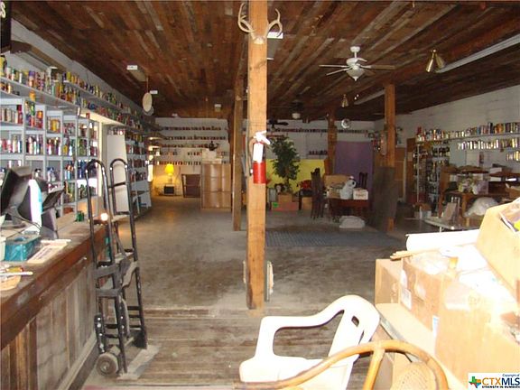 3rd image of 207 N 5th St