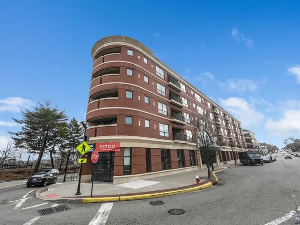 1 Orient Way APT 307, Rutherford, NJ 07070
