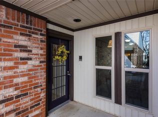 2028 Three Stars Rd, Edmond, OK 73034