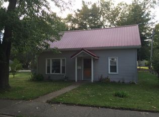 1318 Elm St, Rochester, IN 46975