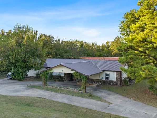 11185 E Applehill Rd, Prairie Grove, AR 72753