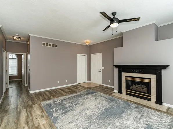 1935 Cabernet Ln NW, Rochester, MN 55901