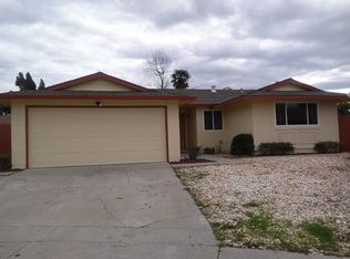 67-424 Alahaka St, Waialua, HI 96791