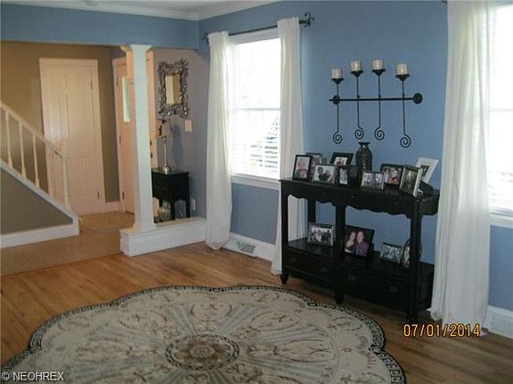 5th image of 410 Liberty St