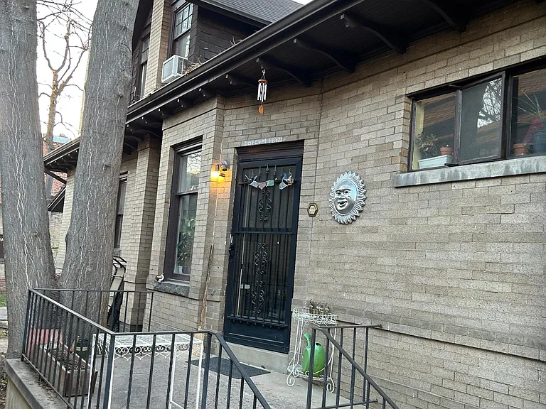 1517 N Cook St — Photo 8