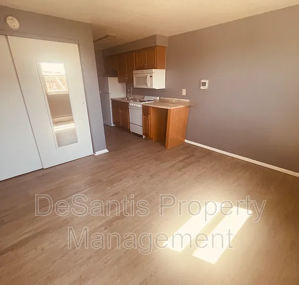 401 Moon Clinton Rd #11 — Photo 4