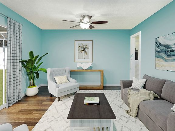4th image of 744 Coral Dr